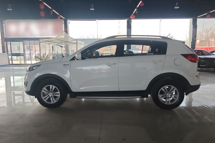 Used Kia Sportage R 2016 2.0L Automatic Two-Wheel Drive GL Exterior 5