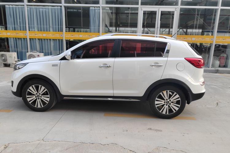 Used Kia Sportage R 2016 2.0L Automatic Two-Wheel Drive DLX Exterior 5