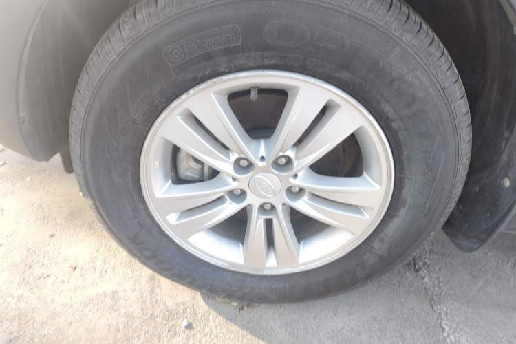 Used Kia Sportage R 2016 2.0L Manual Two-Wheel Drive GL Trim Exterior 7