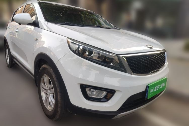 Used Kia Sportage R 2016 2.0L Automatic Two-Wheel Drive GL Front Right 45 Deg