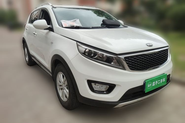 Used Kia Sportage R 2016 2.0L Automatic Two-Wheel Drive GL Front Right 45 Deg