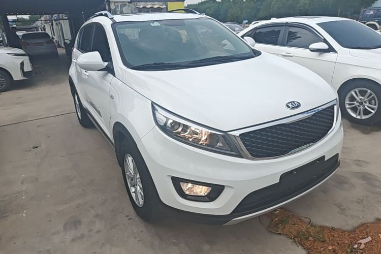 Used Kia Sportage R 2016 2.0L Automatic Two-Wheel Drive GL Front Right 45 Deg
