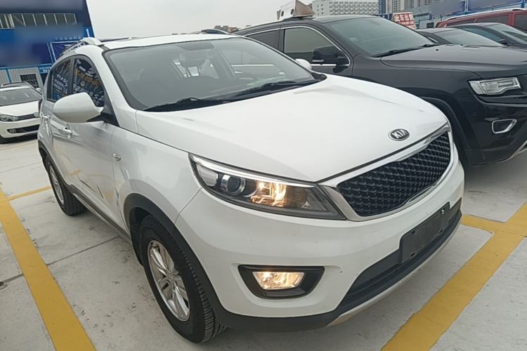 Used Kia Sportage R 2016 2.0L Automatic Two-Wheel Drive GL Front Right 45 Deg