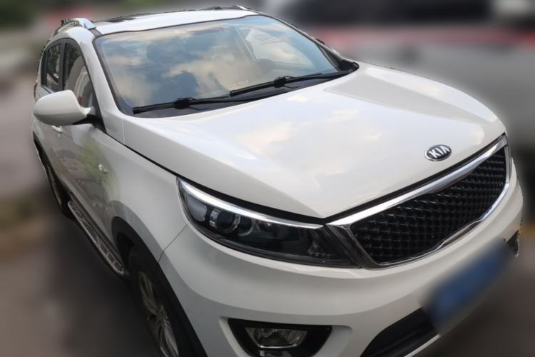 Used Kia Sportage R 2016 2.0L Automatic Two-Wheel Drive GL Front Right 45 Deg