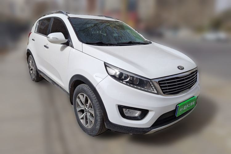 Used Kia Sportage R 2016 2.0L Automatic Two-Wheel Drive GLS Trim Front Right 45 Deg