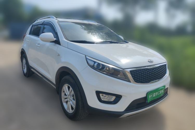 Used Kia Sportage R 2016 2.0L Automatic Two-Wheel Drive GL Front Right 45 Deg