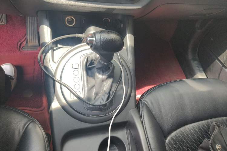 Used Kia Sportage R 2016 2.0L Automatic Two-Wheel Drive GL Gear Lever