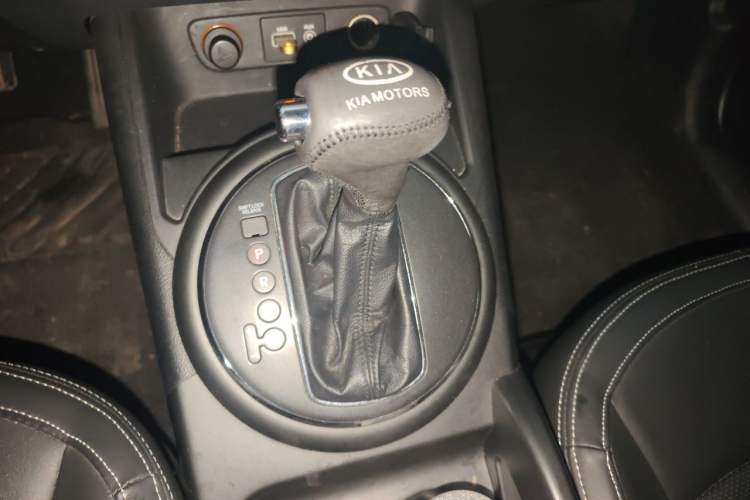 Used Kia Sportage R 2016 2.0L Automatic Two-Wheel Drive GL Gear Lever