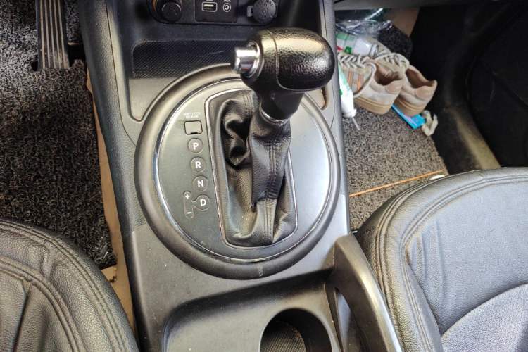 Used Kia Sportage R 2016 2.0L Automatic Two-Wheel Drive GL Gear Lever