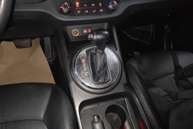 Used Kia Sportage R 2016 2.0L Automatic Two-Wheel Drive GL Gear Lever