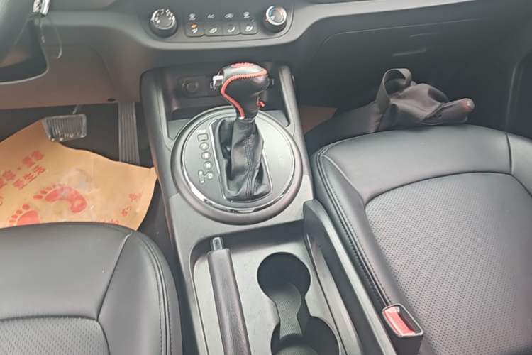 Used Kia Sportage R 2016 2.0L Automatic Two-Wheel Drive GL Gear Lever