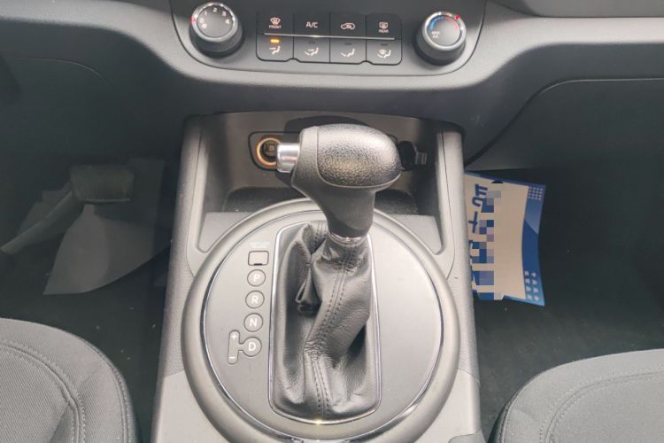 Used Kia Sportage R 2016 2.0L Automatic Two-Wheel Drive GL Gear Lever