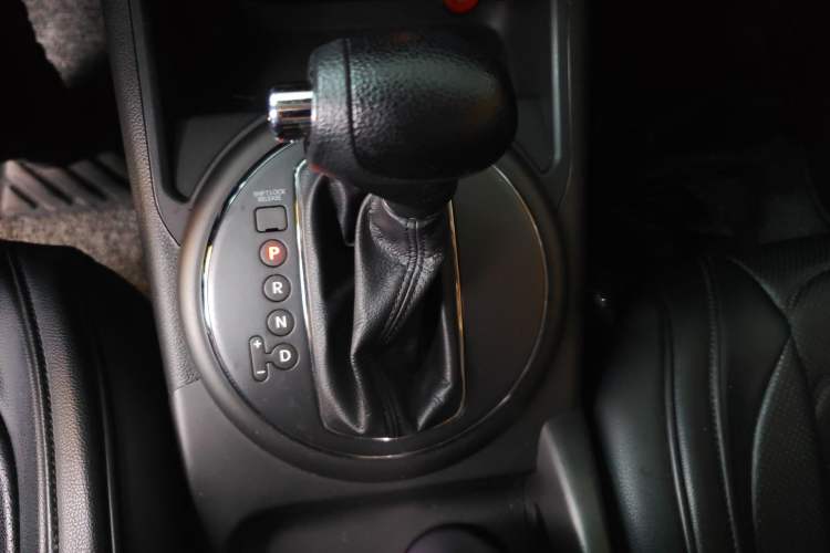 Used Kia Sportage R 2016 2.0L Automatic Two-Wheel Drive GL Gear Lever