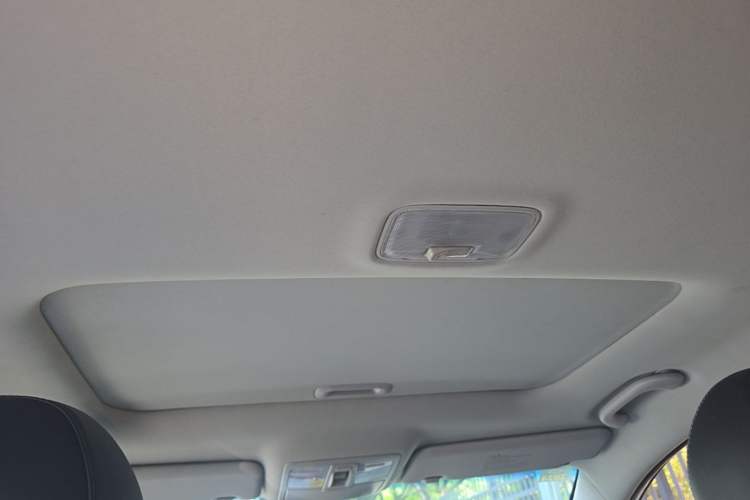 Used Kia Sportage R 2016 2.0L Automatic Two-Wheel Drive GLS Trim Headliner