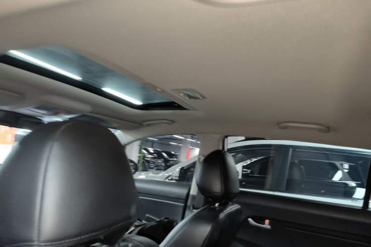 Used Kia Sportage R 2016 2.0L Automatic Two-Wheel Drive GL Headliner