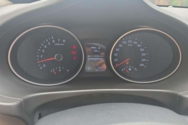 Used Kia Sportage R 2016 2.0L Automatic Two-Wheel Drive GL Instrument Cluster