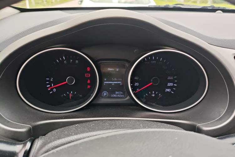 Used Kia Sportage R 2016 2.0L Automatic Two-Wheel Drive GL Instrument Cluster
