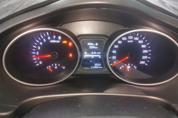 Used Kia Sportage R 2016 2.0L Manual Two-Wheel Drive GL Trim Instrument Cluster
