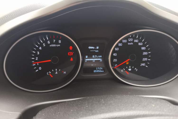 Used Kia Sportage R 2016 2.0L Manual Two-Wheel Drive GL Trim Instrument Cluster