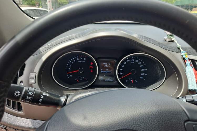 Used Kia Sportage R 2016 2.0L Automatic Two-Wheel Drive DLX Instrument Cluster