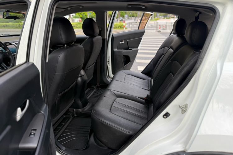 Used Kia Sportage R 2016 2.0L Automatic Two-Wheel Drive GL Interior 11
