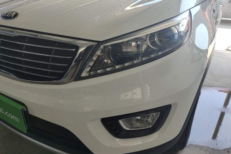 Used Kia Sportage R 2016 2.0L Automatic Two-Wheel Drive GLS Trim Left Front Headlight