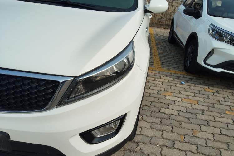 Used Kia Sportage R 2016 2.0L Automatic Two-Wheel Drive GL Left Front Headlight