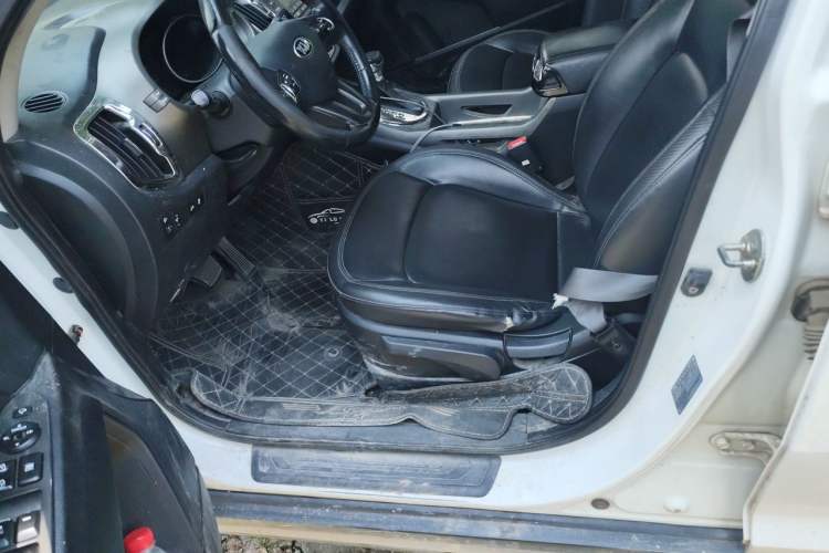 Used Kia Sportage R 2016 2.0L Automatic Two-Wheel Drive Premium Edition Left Front Seat