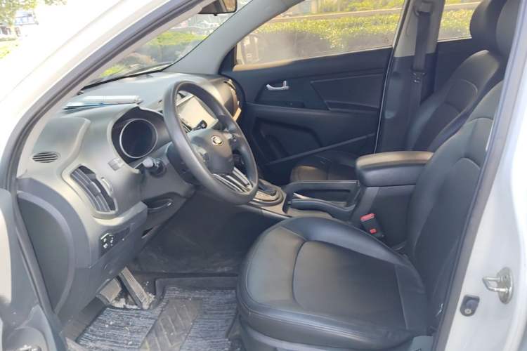 Used Kia Sportage R 2016 2.0L Automatic Two-Wheel Drive GL Left Front Seat