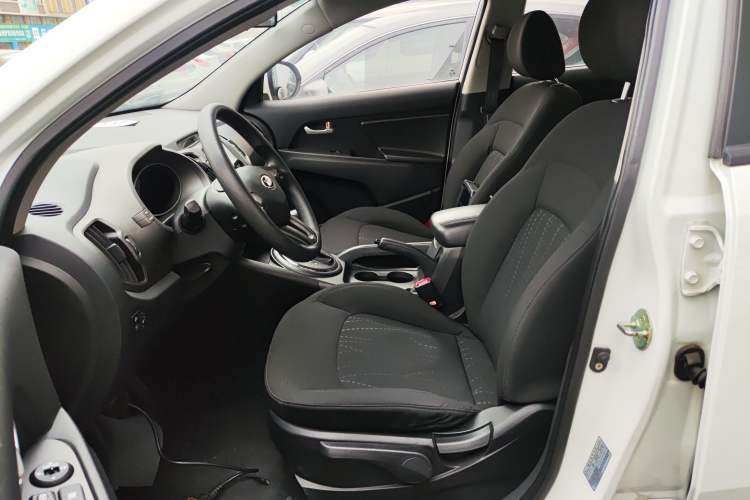 Used Kia Sportage R 2016 2.0L Automatic Two-Wheel Drive GL Left Front Seat