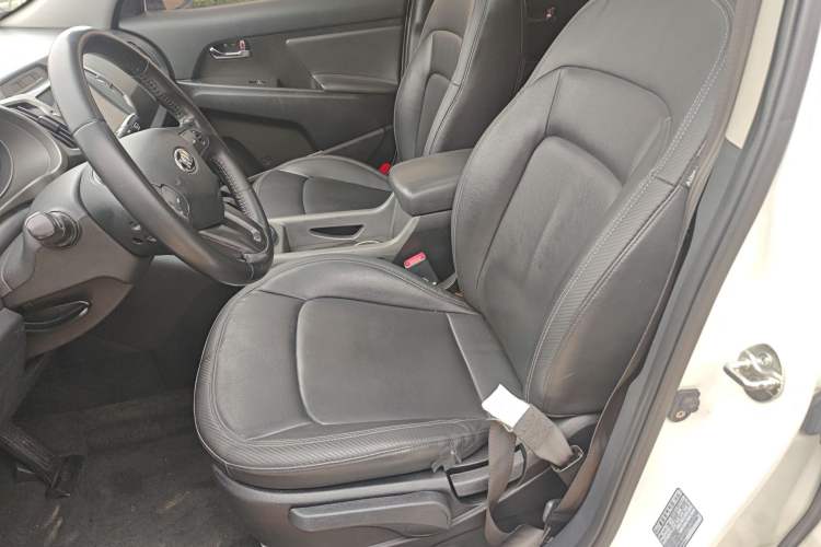Used Kia Sportage R 2016 2.0L Automatic Two-Wheel Drive GLS Trim Left Front Seat