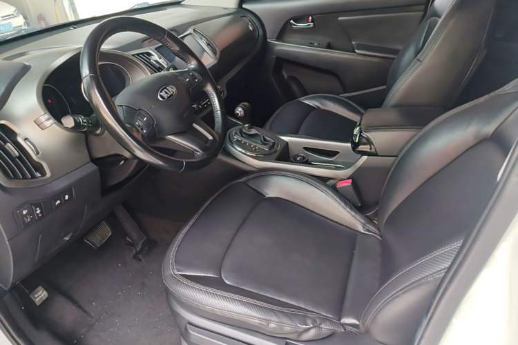 Used Kia Sportage R 2016 2.0L Automatic Two-Wheel Drive DLX Left Front Seat