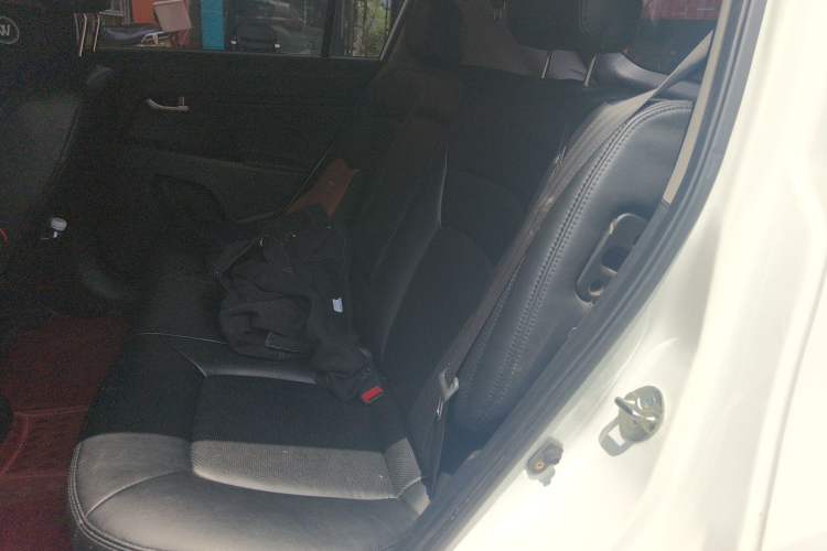 Used Kia Sportage R 2016 2.0L Automatic Two-Wheel Drive GL Left Rear Seat