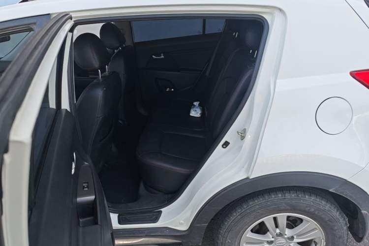 Used Kia Sportage R 2016 2.0L Automatic Two-Wheel Drive GL Left Rear Seat