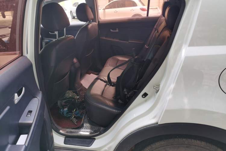 Used Kia Sportage R 2016 2.0L Automatic Two-Wheel Drive GL Left Rear Seat