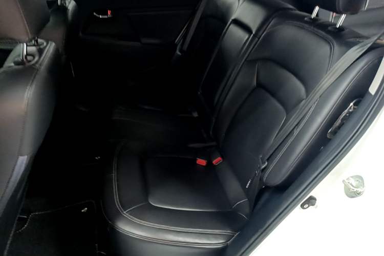 Used Kia Sportage R 2016 2.0L Automatic Two-Wheel Drive DLX Left Rear Seat