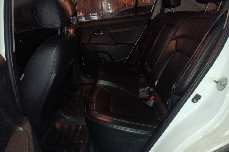 Used Kia Sportage R 2016 2.0L Automatic Two-Wheel Drive DLX Left Rear Seat