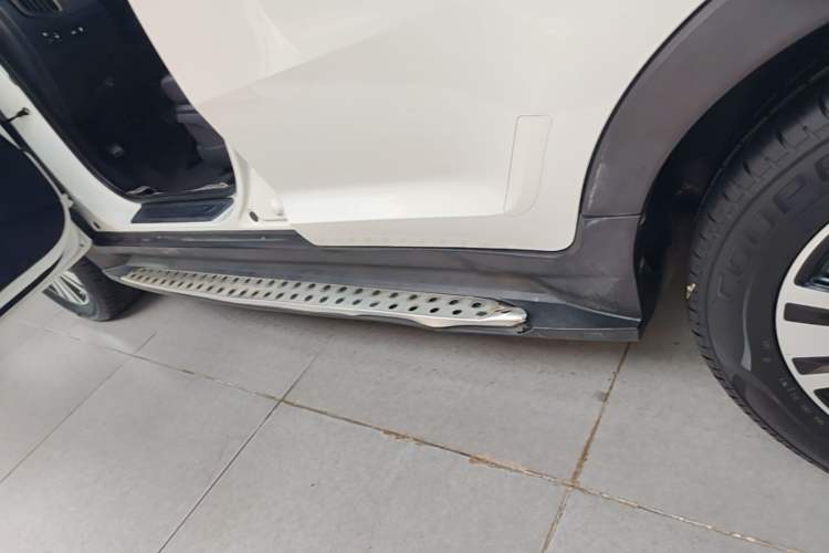 Used Kia Sportage R 2016 2.0L Automatic Two-Wheel Drive DLX Left Side Sill