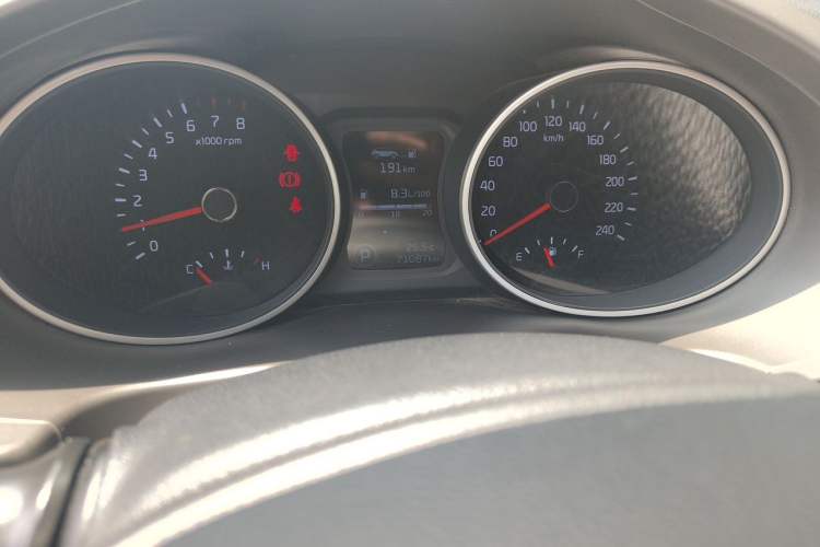 Used Kia Sportage R 2016 2.0L Automatic Two-Wheel Drive GL Odometer Close Up