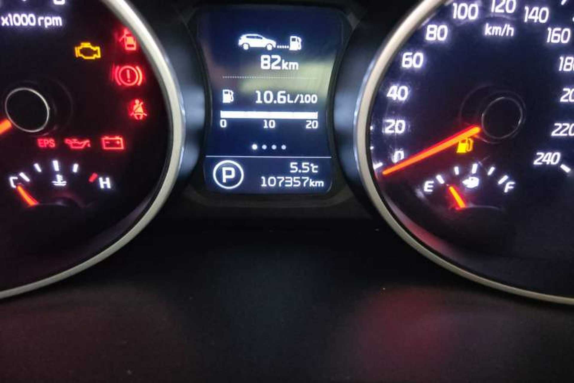 Used Kia Sportage R 2016 2.0L Automatic Two-Wheel Drive GL Odometer Close Up