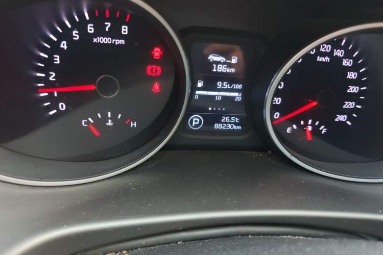 Used Kia Sportage R 2016 2.0L Automatic Two-Wheel Drive GL Odometer Close Up