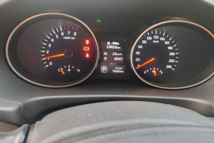 Used Kia Sportage R 2016 2.0L Automatic Two-Wheel Drive DLX Odometer Close Up