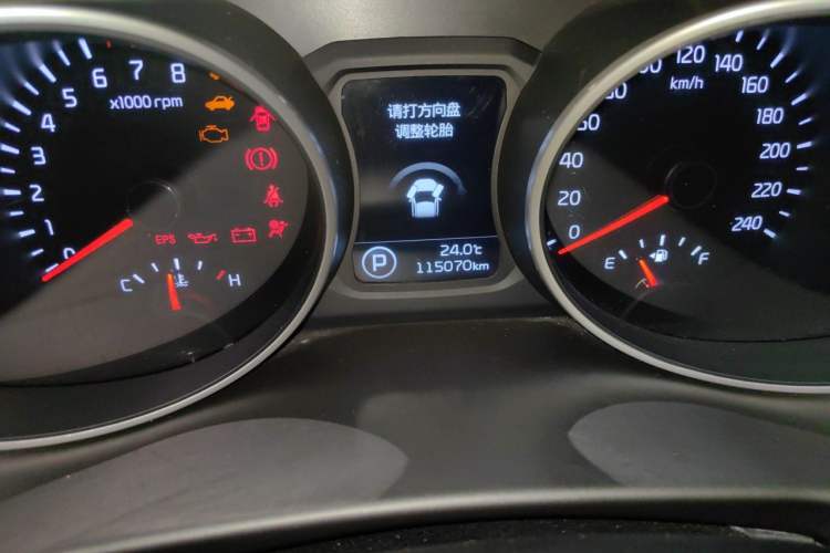 Used Kia Sportage R 2016 2.0L Automatic Two-Wheel Drive GLS Trim Odometer Close Up