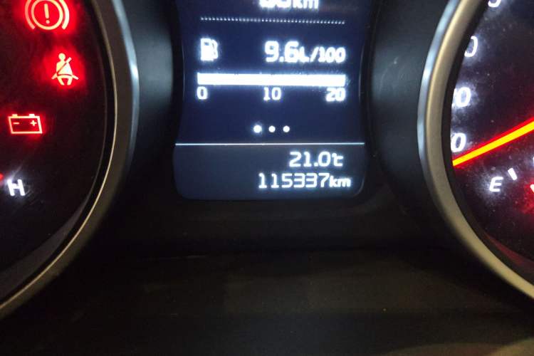 Used Kia Sportage R 2016 2.0L Manual Two-Wheel Drive GL Trim Odometer Close Up