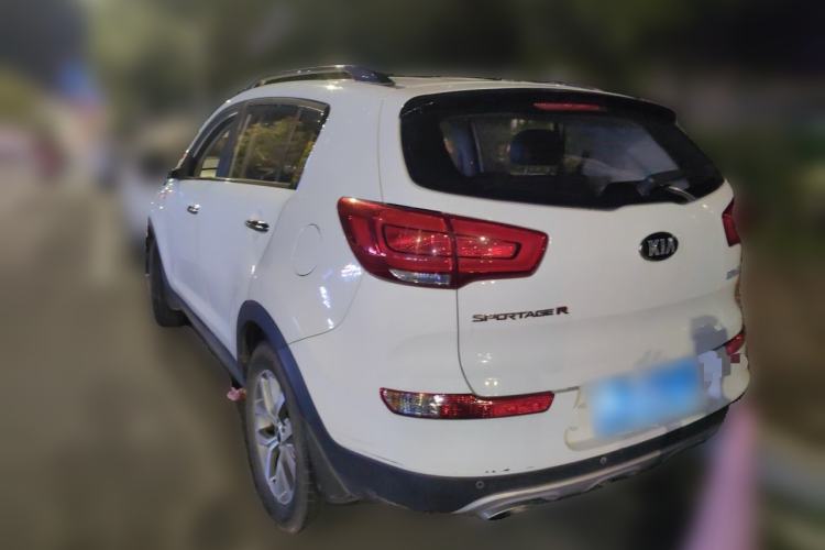 Used Kia Sportage R 2016 2.0L Automatic Two-Wheel Drive GLS Trim Rear Left 45 Deg