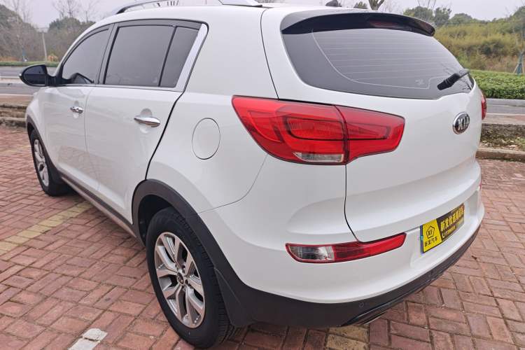 Used Kia Sportage R 2016 2.0L Automatic Two-Wheel Drive GLS Trim Rear Left 45 Deg