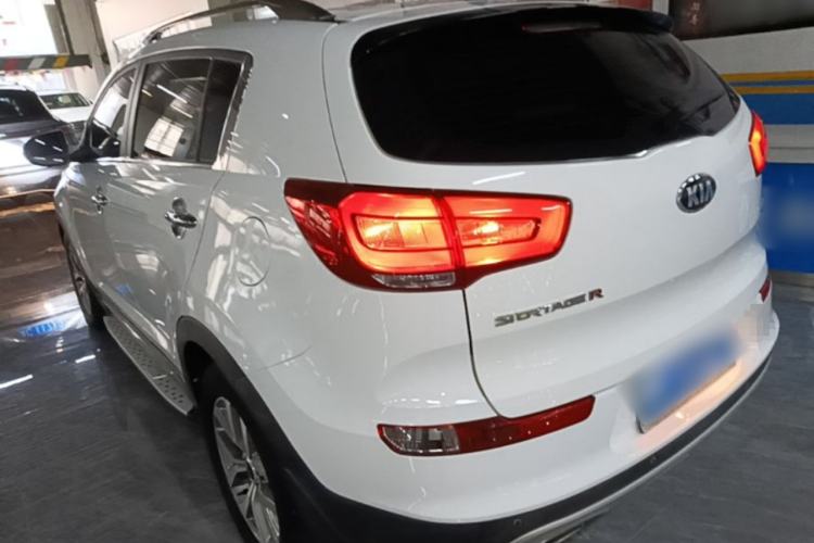 Used Kia Sportage R 2016 2.0L Automatic Two-Wheel Drive GLS Trim Rear Left 45 Deg