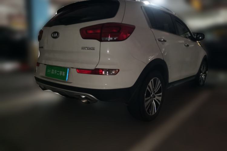 Used Kia Sportage R 2016 2.0L Automatic Two-Wheel Drive DLX Rear Right 45 Deg