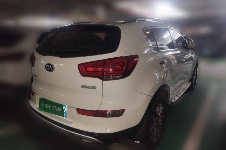 Used Kia Sportage R 2016 2.0L Automatic Two-Wheel Drive GLS Trim Rear Right 45 Deg