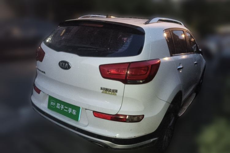 Used Kia Sportage R 2016 2.0L Automatic Two-Wheel Drive GLS Trim Rear Right 45 Deg